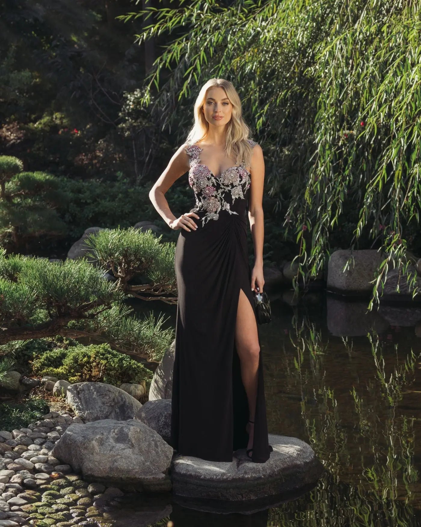 Black Sweetheart Jersey Gown With Beaded Flowers - Image 5
