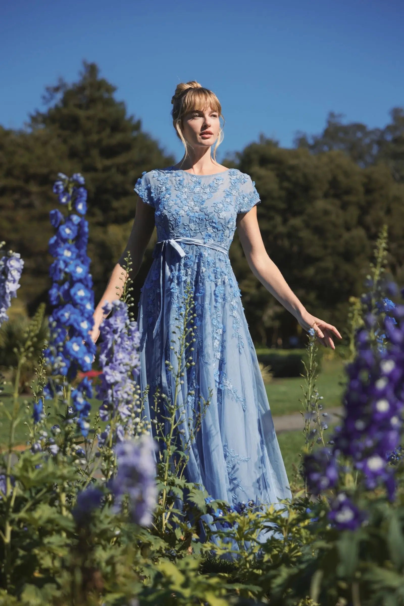 Blue Floral Embellished Cap Sleeve Gown - Image 5