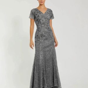 Embellished V Neck Cap Sleeve Trumpet Gown