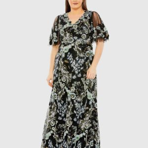 Black Sheer Sleeve V-Neck Floral Embroidered Gown (Plus)