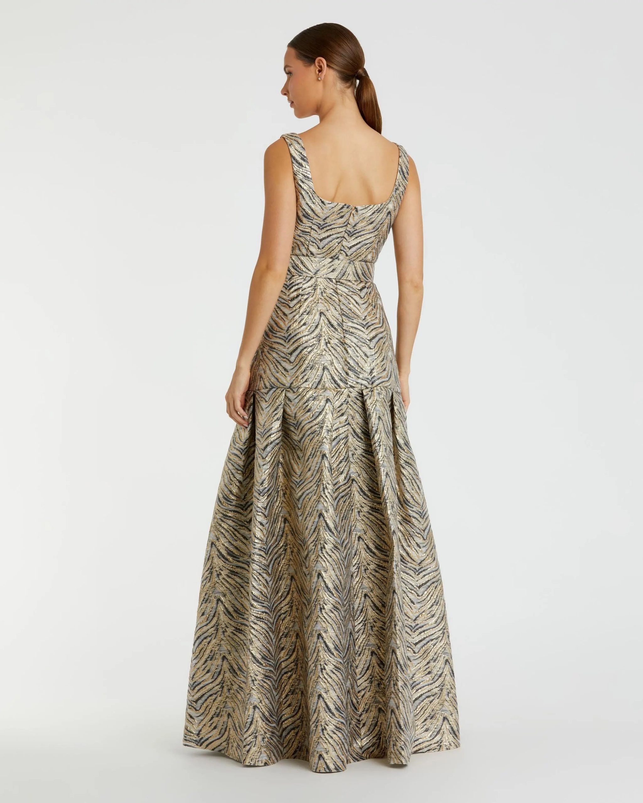 Gold Metallic Jacquard Gown with Square Neckline and Box Pleats - Image 3
