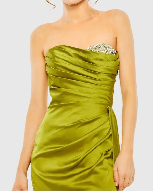 Green Strapless Embellished Sweetheart Neckline Satin Gown - Image 2