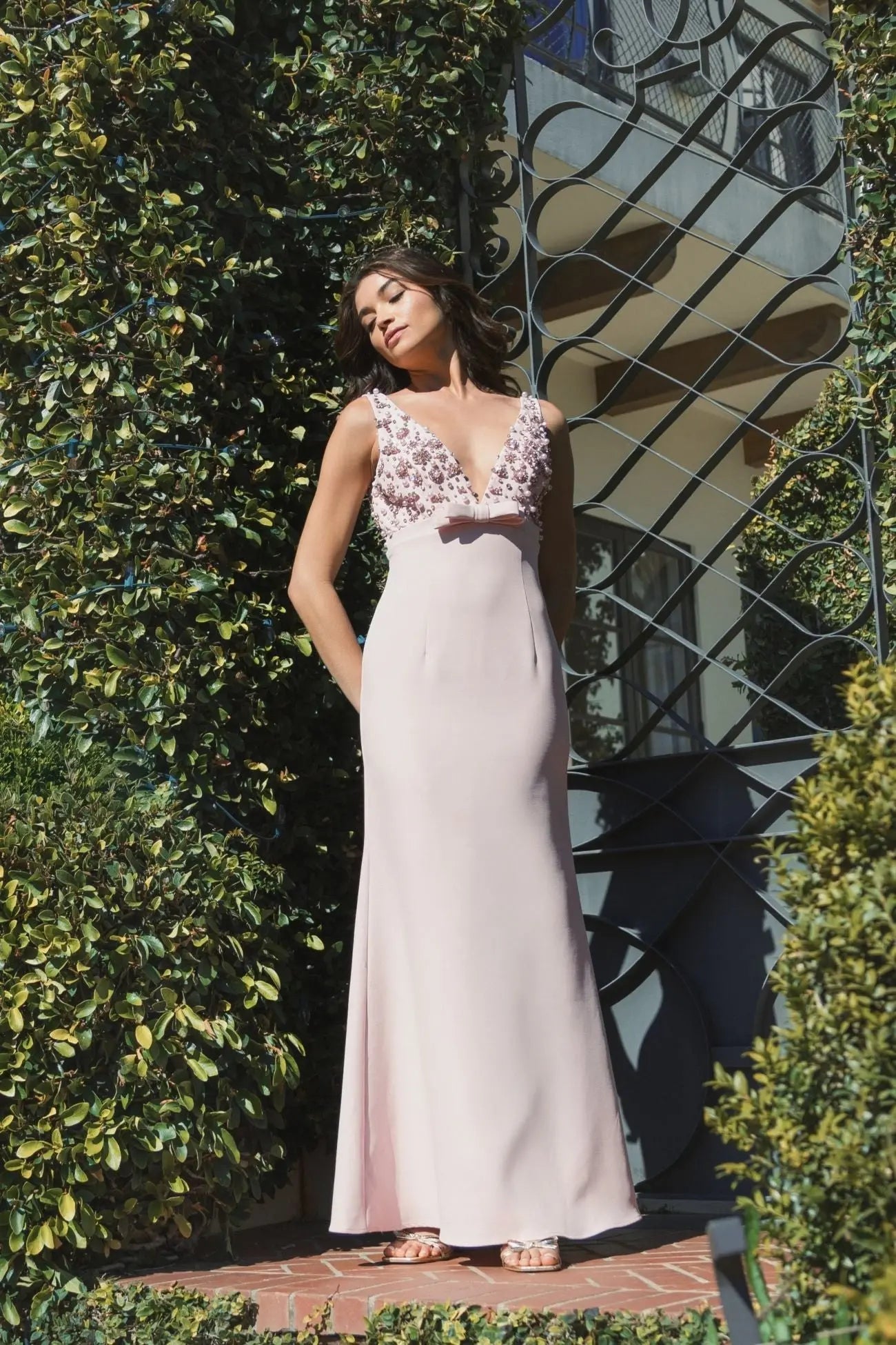 Pink Sleeveless Embellished Crepe Gown With Bow - Image 4
