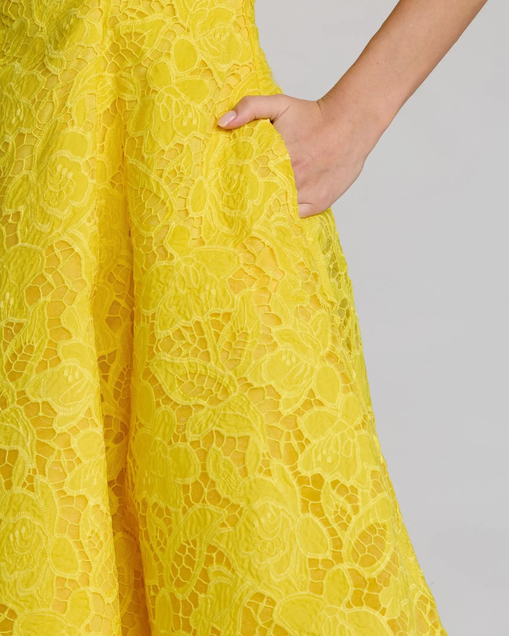 Yellow Lace Square Neck A-Line Midi Dress - Image 3