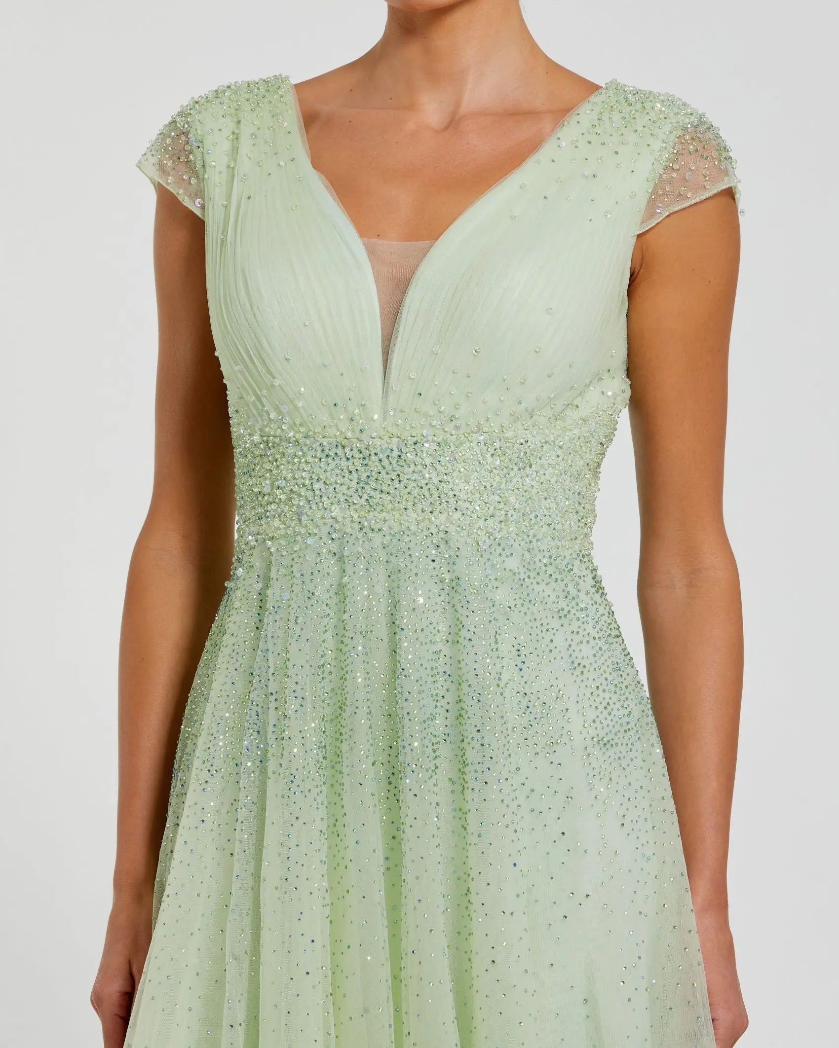 Green Embellished Cap Sleeve V Neck Tulle Gown - Image 2