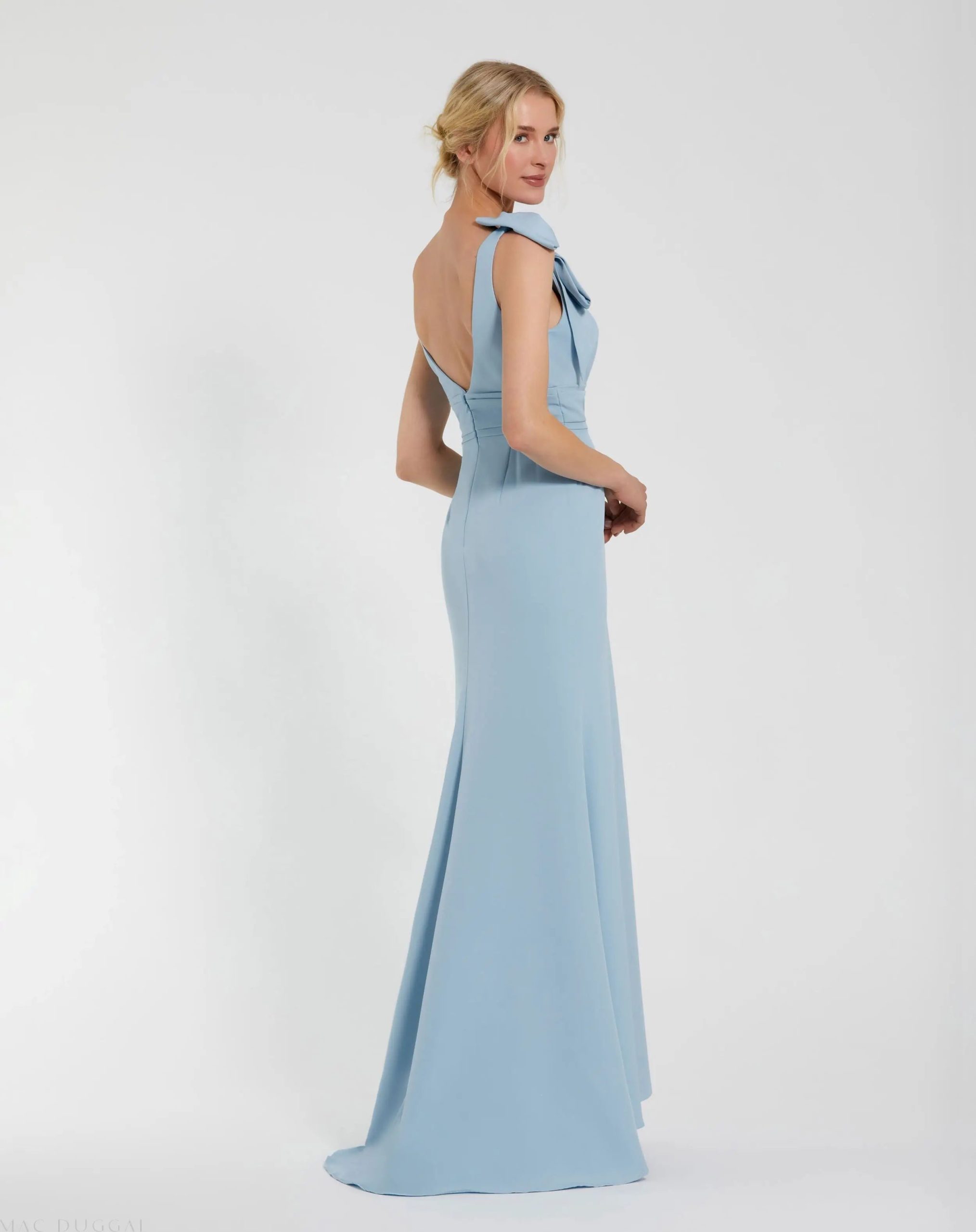 Blue Sleeveless V Neck Bow Detail Mermaid Gown - Image 3