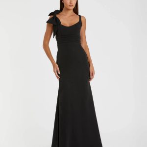 Black Scoop Neck Trumpet Gown with Bow