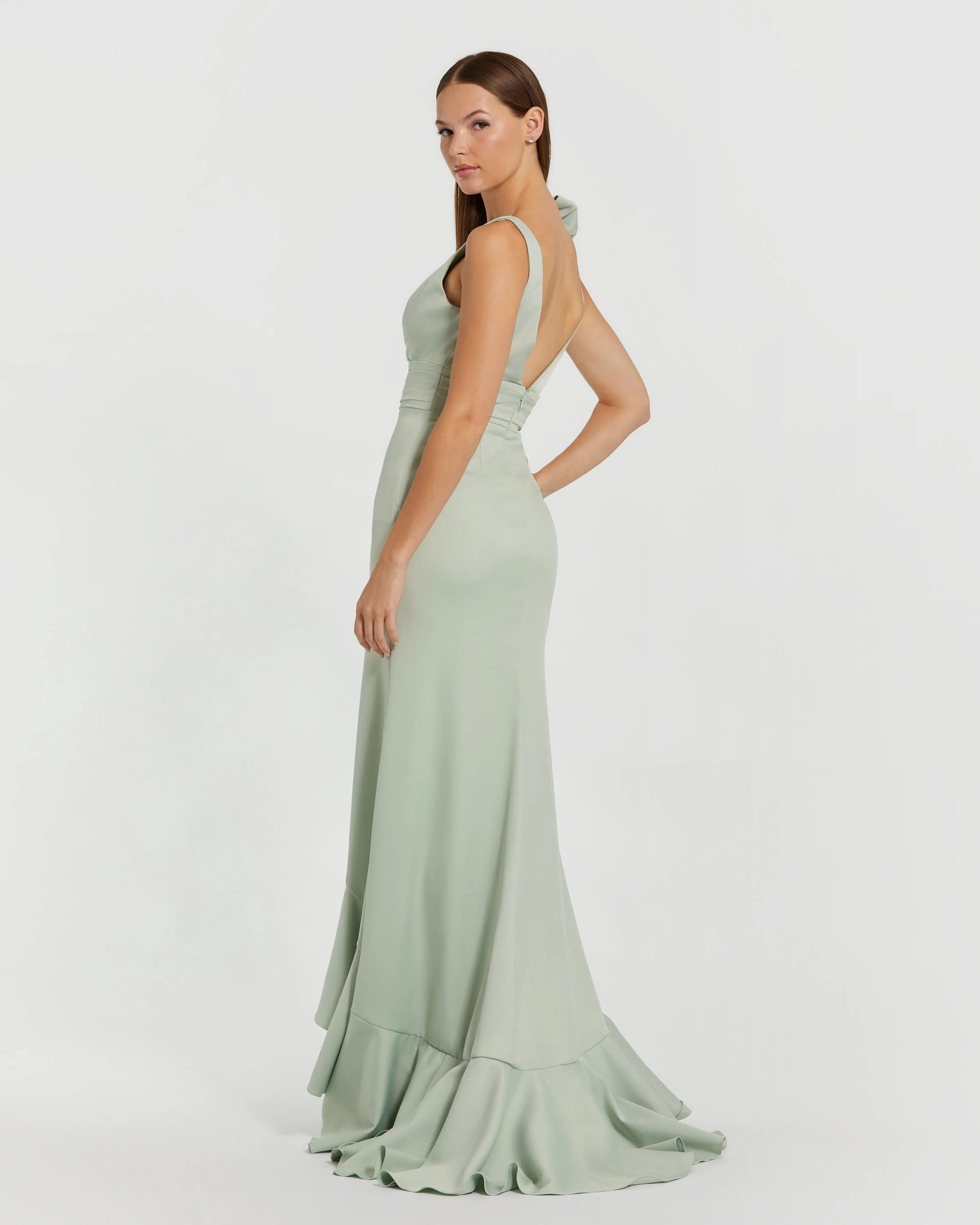 Green Sleeveless Ruffled V-Neck Gown With Bow - Image 3