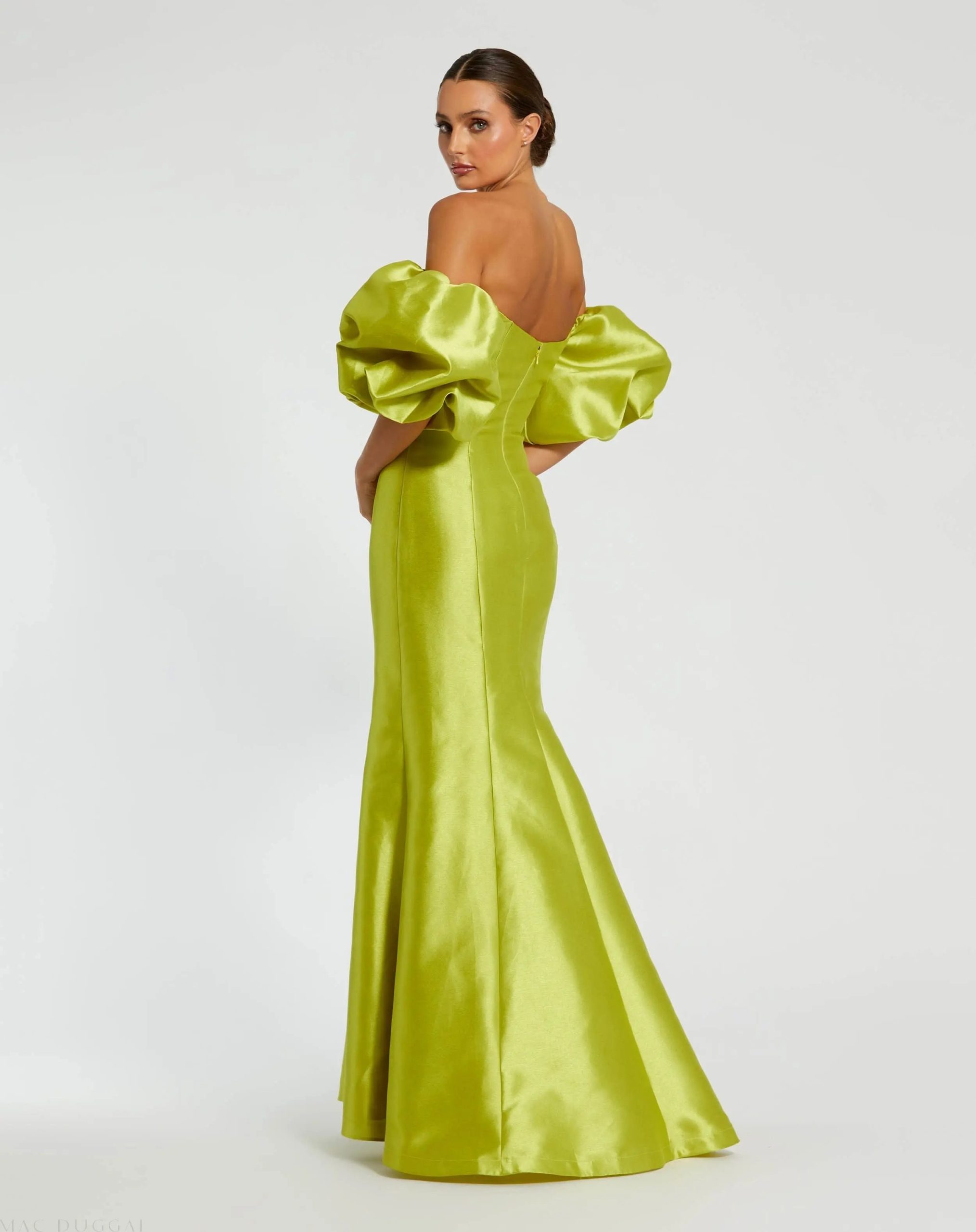 Green Sweetheart Off The Shoulder Puff Sleeve Gown - Image 4