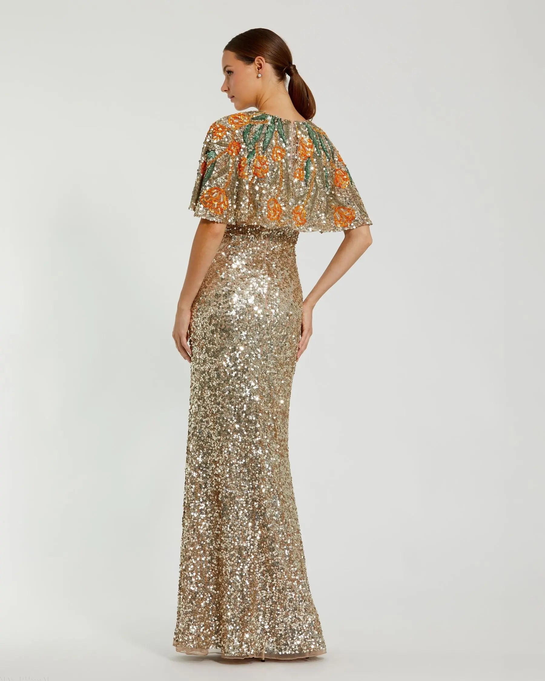 Gold Embellished Gown With Floral Beaded Shawl - Image 3