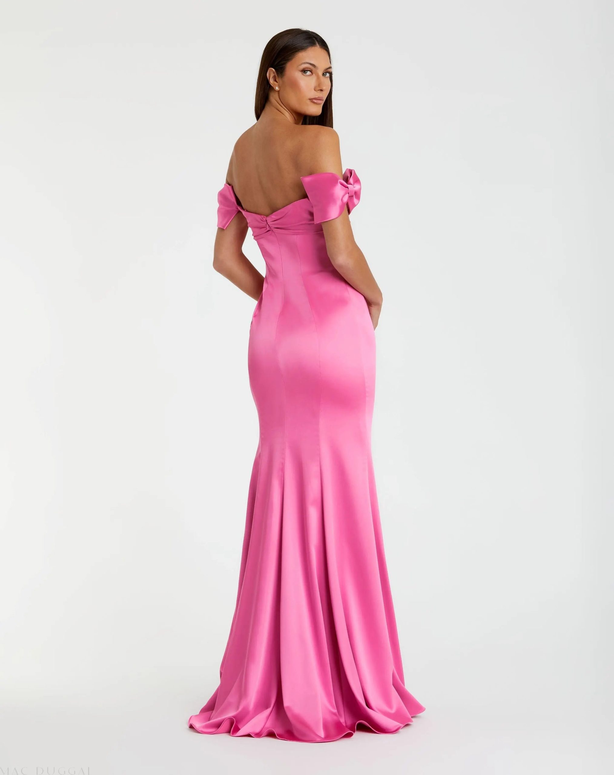Pink Off-the-Shoulder Satin Trumpet Gown with Bows - Image 3