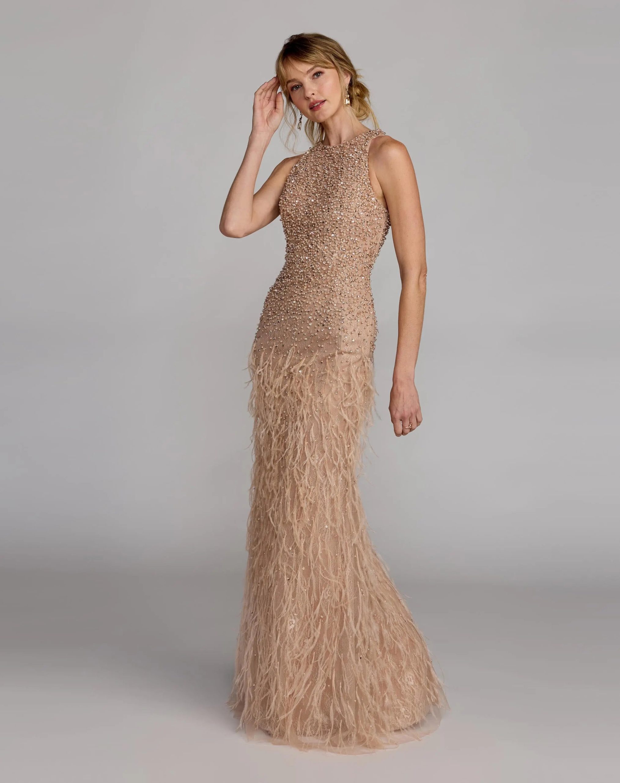 Beige Embellished Lace Sleeveless Feather Gown - Image 4