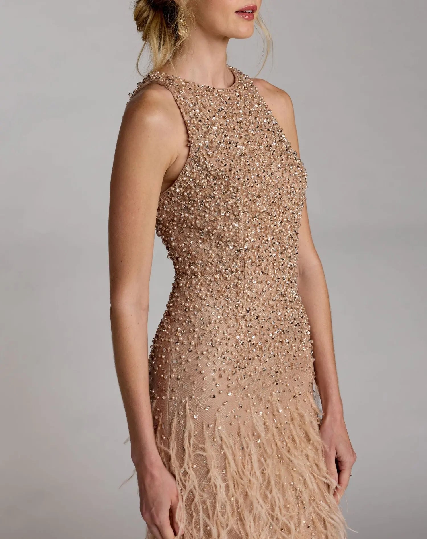 Beige Embellished Lace Sleeveless Feather Gown - Image 5