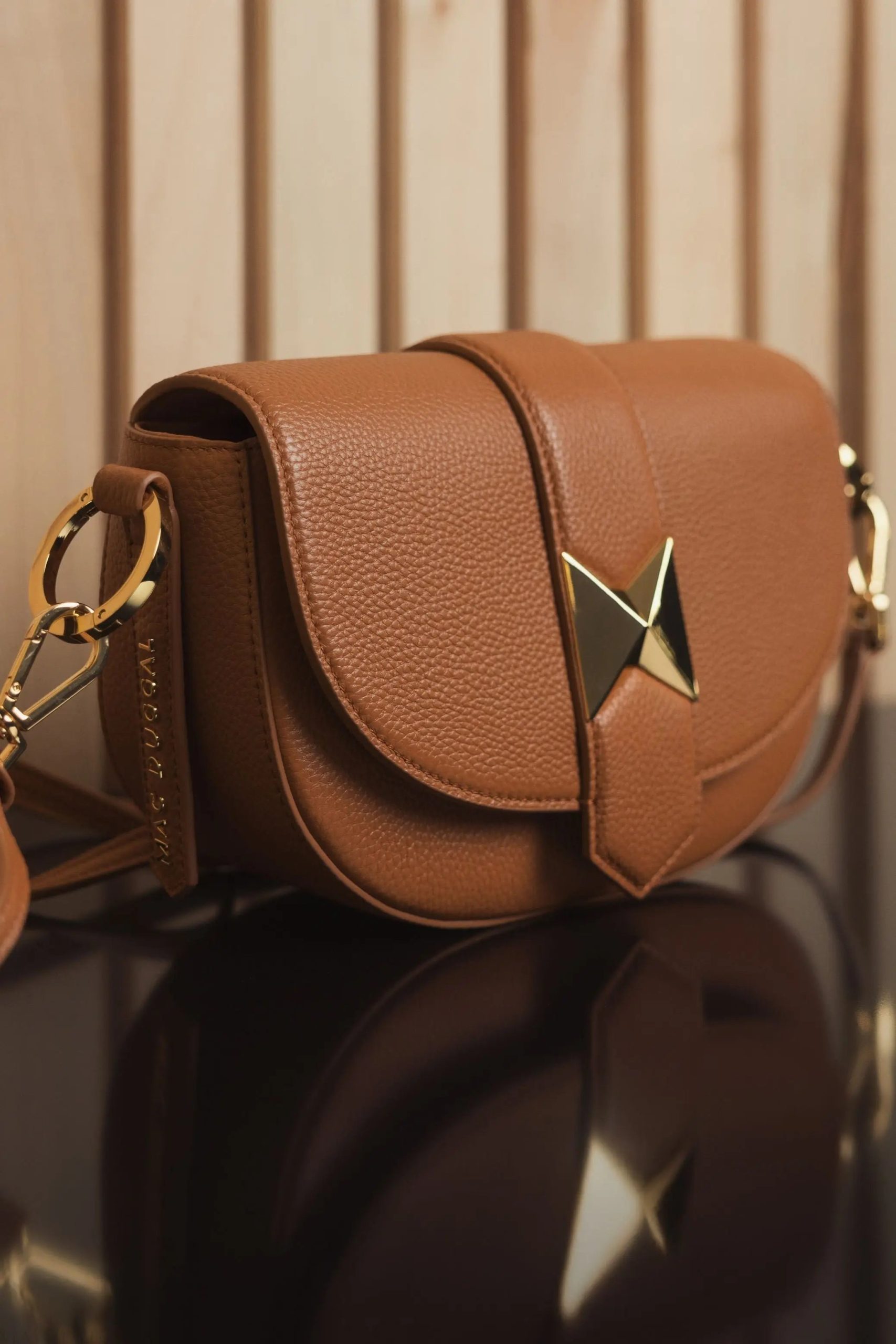 Brown Grain Leather Saddle Bag With Gold Hardware - Image 7